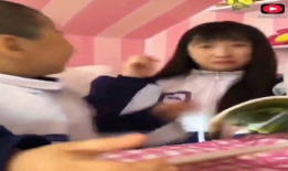 搞笑视频笑死人不偿命,搞笑视频盘点，笑到肚子疼的瞬间